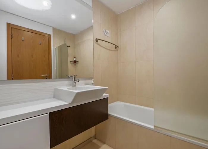 Tamariz Flat Daire *